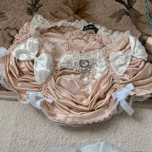 izzy’s world skirt